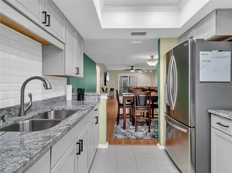 14466 Reuter Strasse Circle Tampa FL 33613