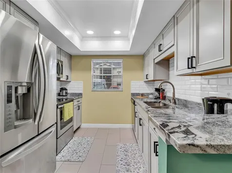 14466 Reuter Strasse Circle Tampa FL 33613