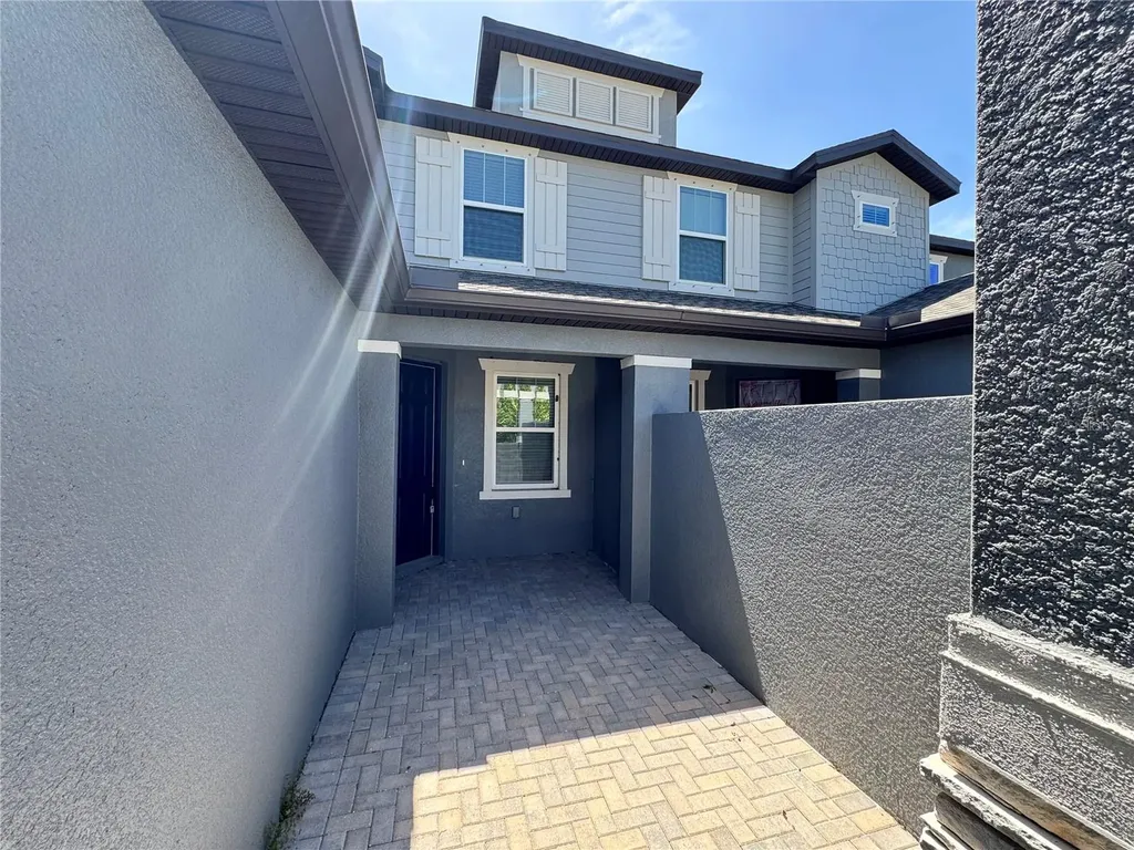 345 Villa Corte Drive Lutz FL 33549