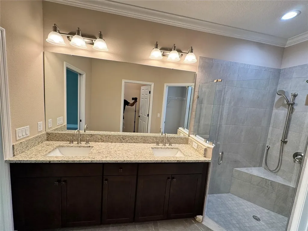 345 Villa Corte Drive Lutz FL 33549