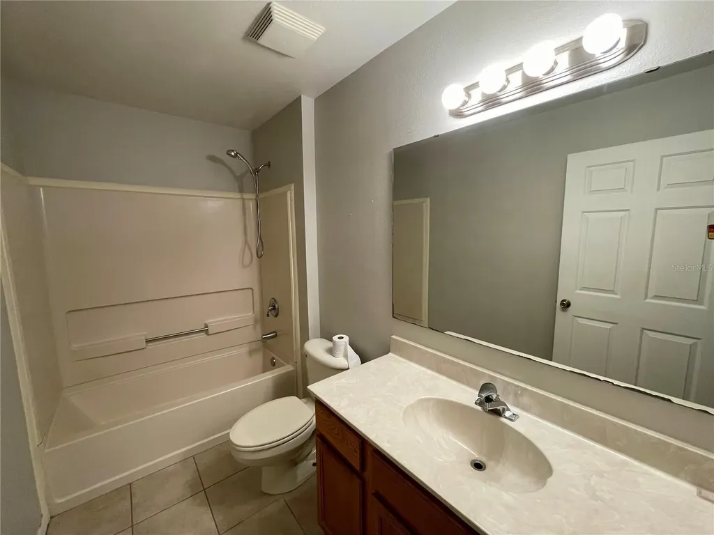 12119 Warwick Circle Parrish FL 34219
