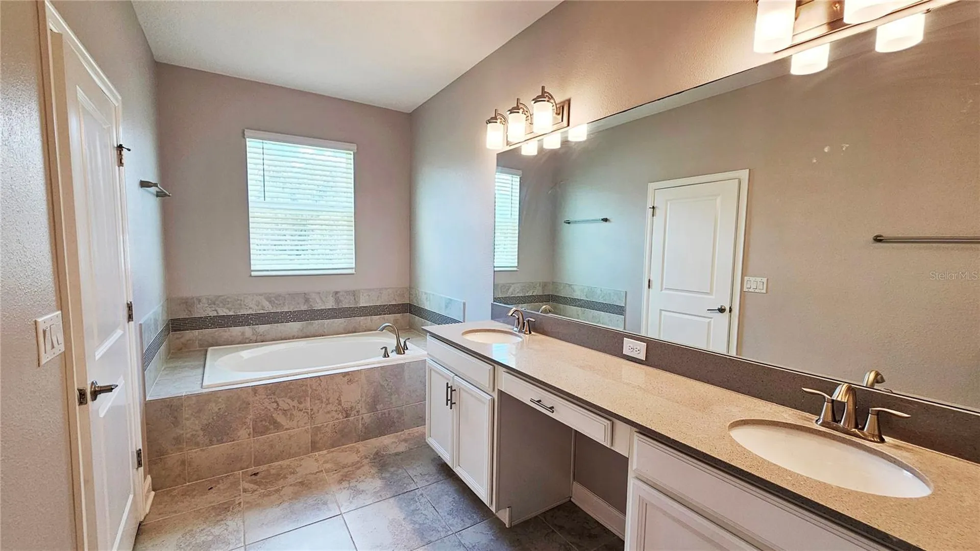 11048 Sweetgum Woods Drive Orlando FL 32832