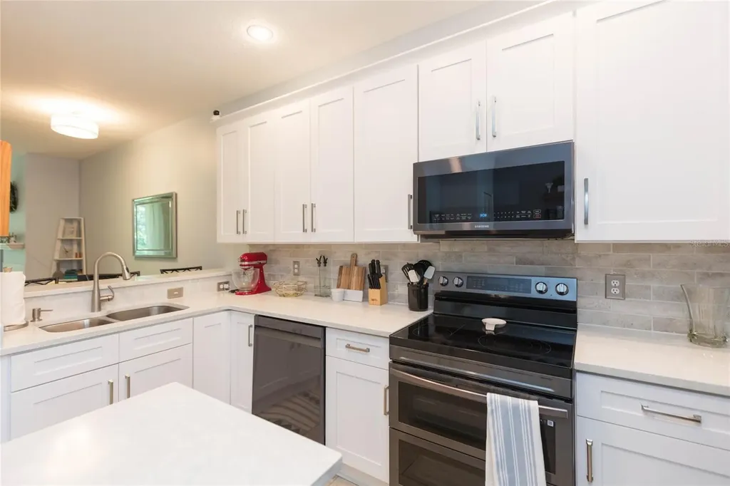 1050 Starkey Road Largo FL 33771