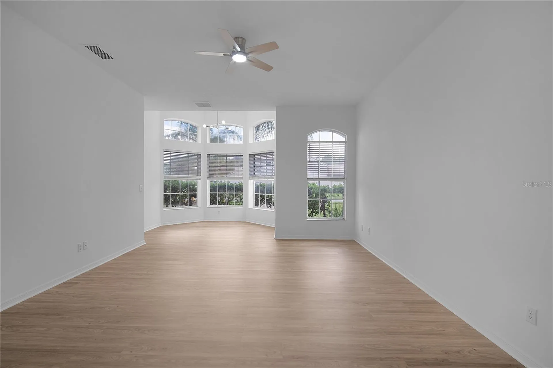 4749 Sudbury Drive Orlando FL 32826