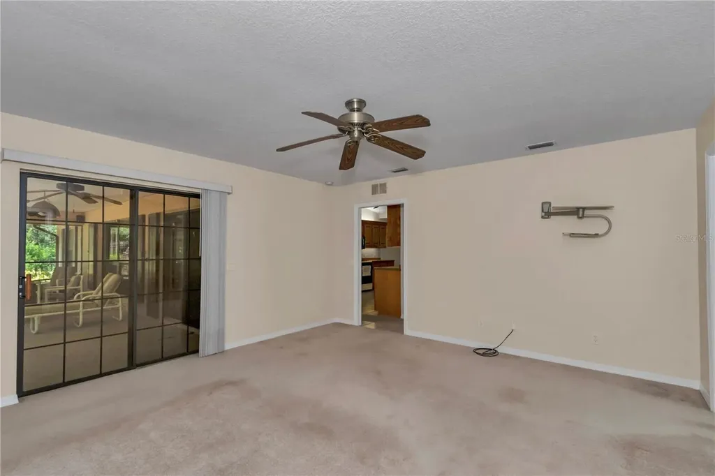17690 SE 66 Place Morriston FL 32668