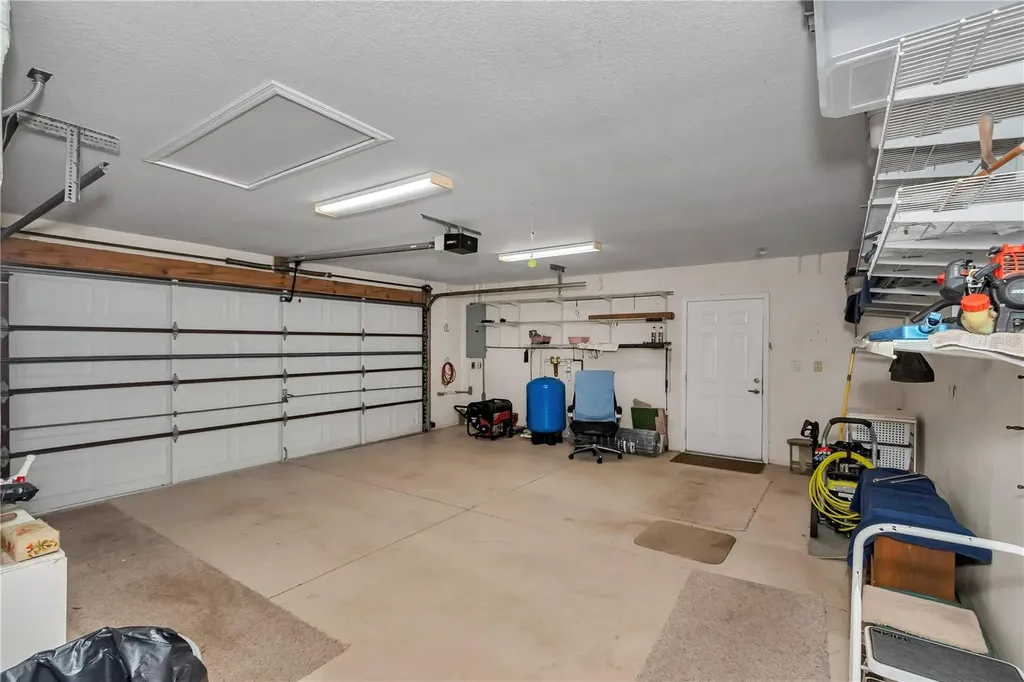17690 SE 66 Place Morriston FL 32668