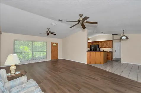 17690 SE 66 Place Morriston FL 32668