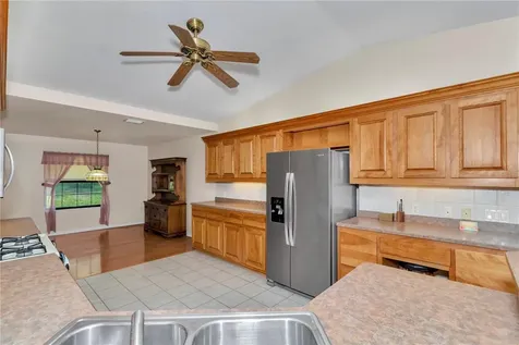 17690 SE 66 Place Morriston FL 32668