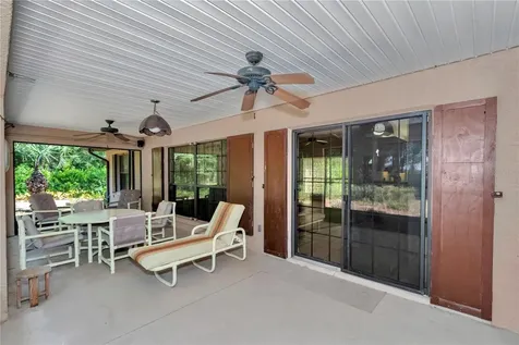 17690 SE 66 Place Morriston FL 32668