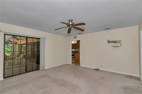 17690 SE 66 Place Morriston FL 32668