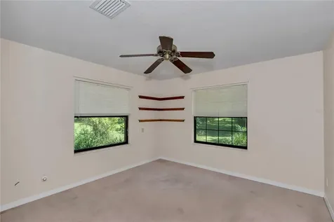 17690 SE 66 Place Morriston FL 32668