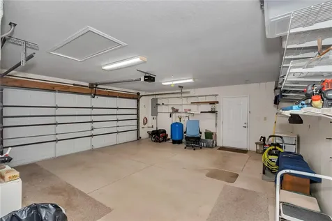 17690 SE 66 Place Morriston FL 32668