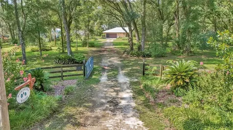 17690 SE 66 Place Morriston FL 32668