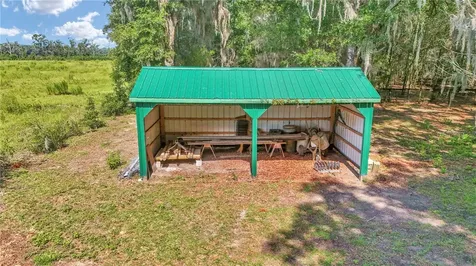 17690 SE 66 Place Morriston FL 32668