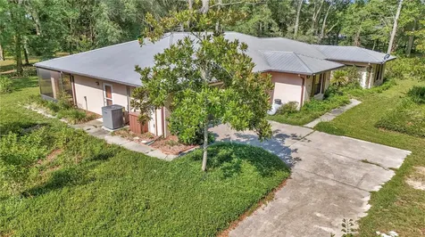 17690 SE 66 Place Morriston FL 32668