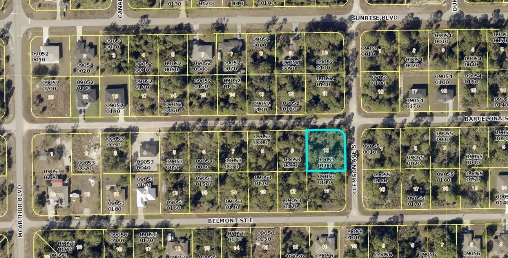1026 Barcelona Street E Lehigh Acres FL 33974