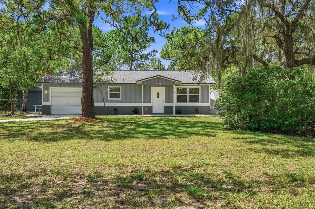 10380 Golden Avenue Weeki Wachee FL 34613