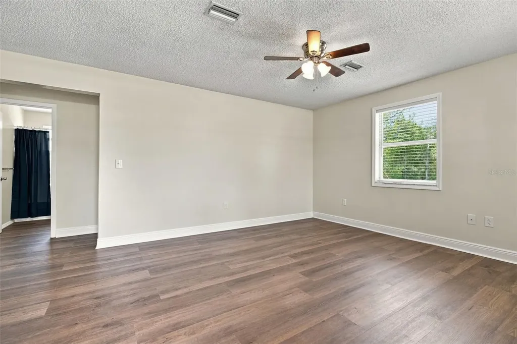 10380 Golden Avenue Weeki Wachee FL 34613