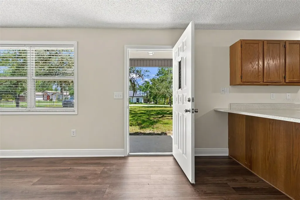 10380 Golden Avenue Weeki Wachee FL 34613
