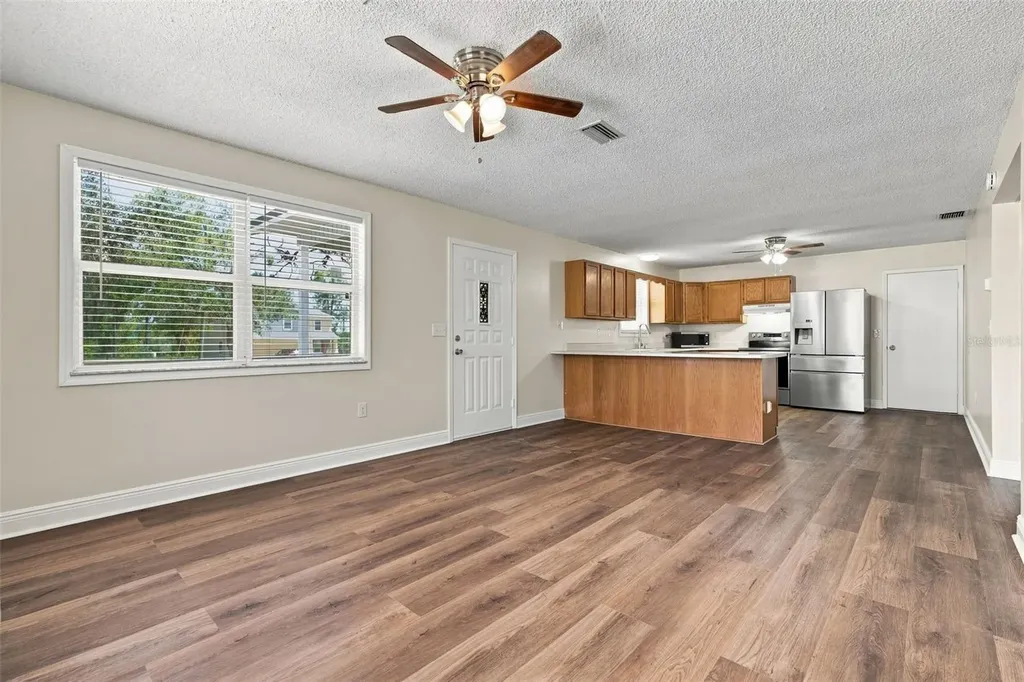10380 Golden Avenue Weeki Wachee FL 34613