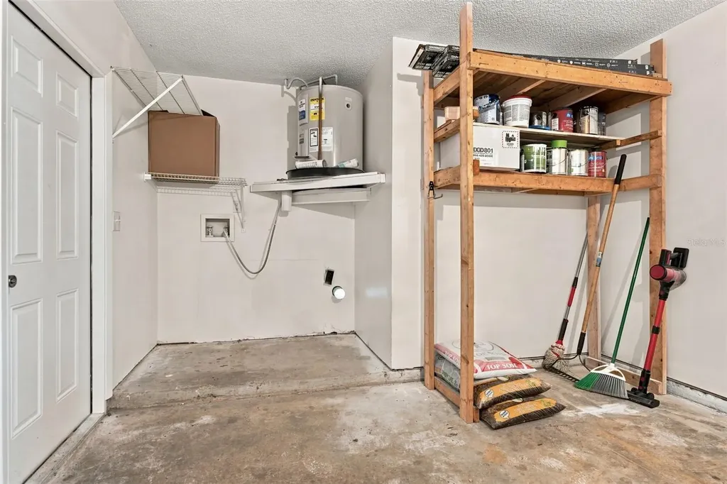 10380 Golden Avenue Weeki Wachee FL 34613