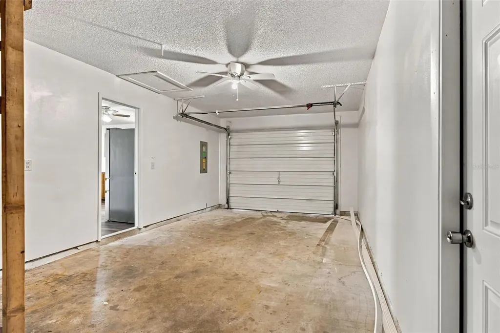 10380 Golden Avenue Weeki Wachee FL 34613