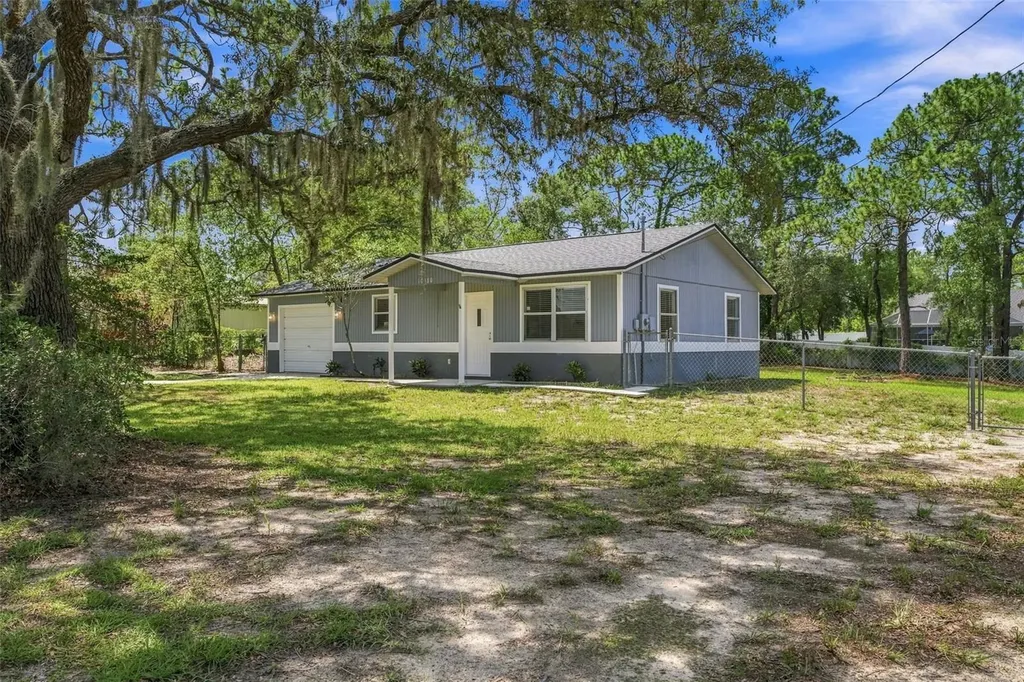 10380 Golden Avenue Weeki Wachee FL 34613
