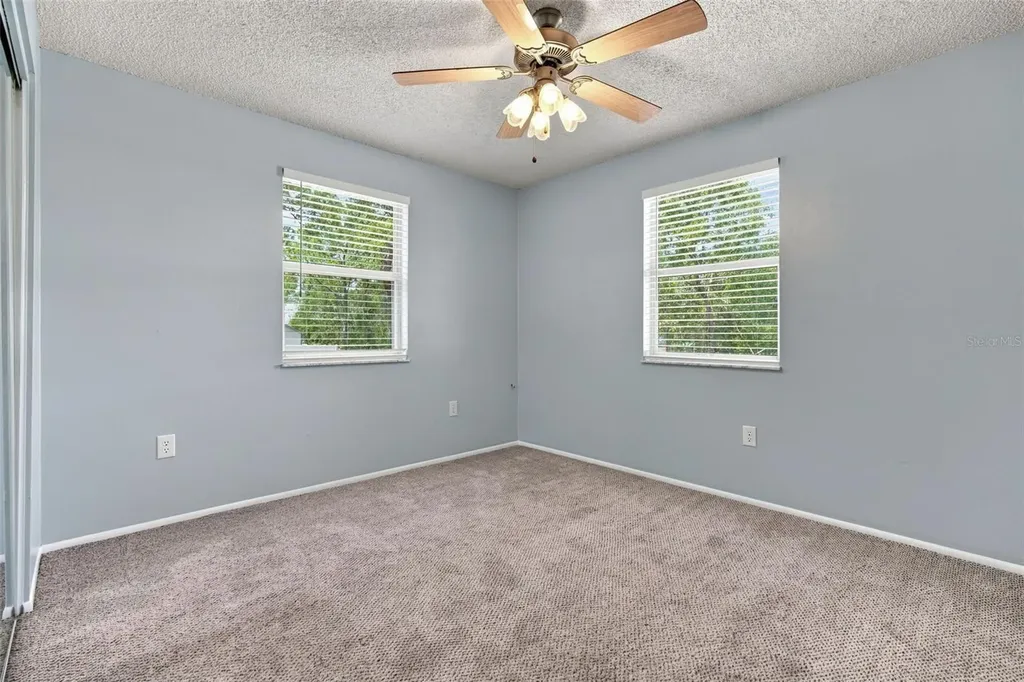 10380 Golden Avenue Weeki Wachee FL 34613