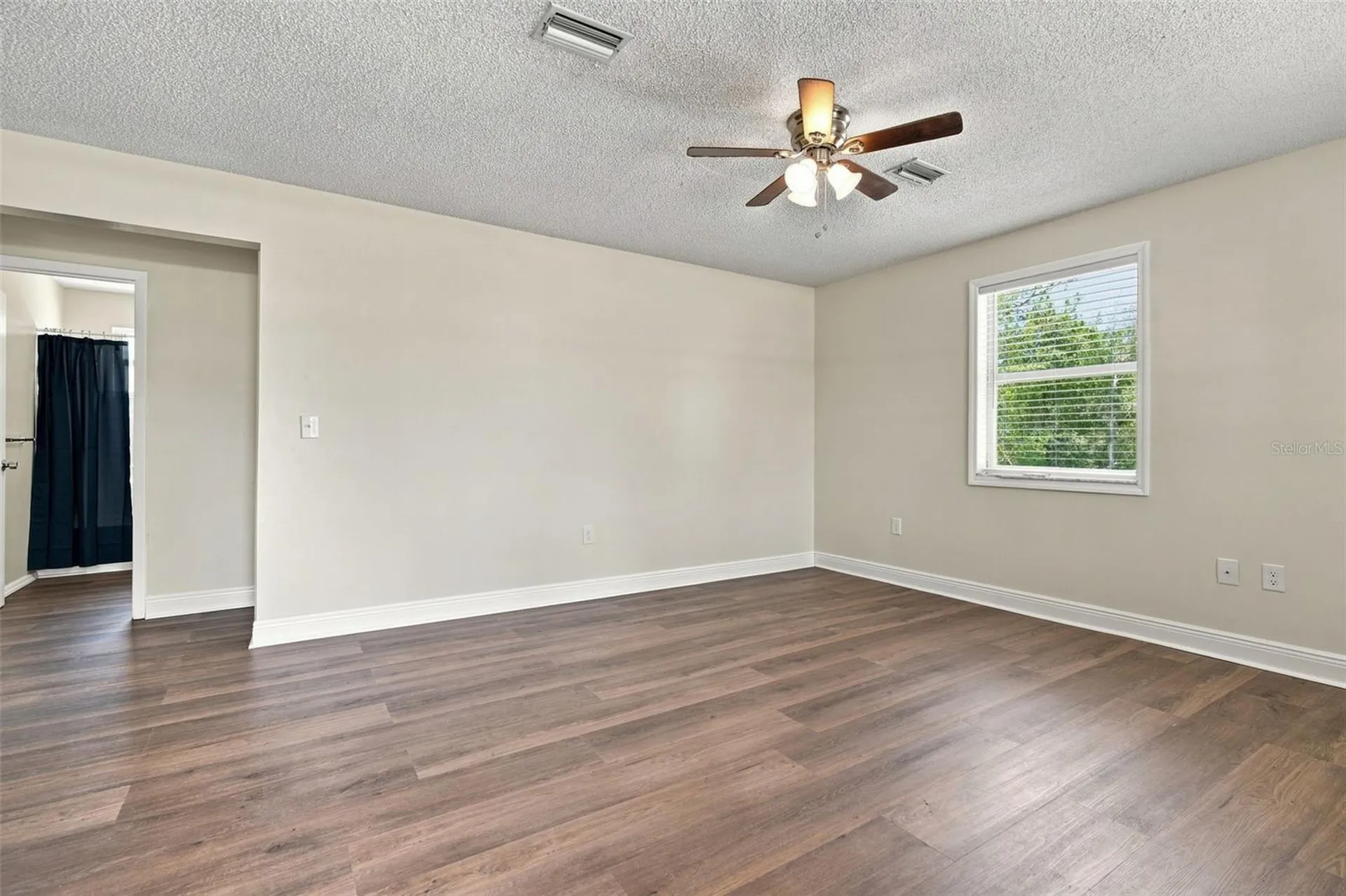 10380 Golden Avenue Weeki Wachee FL 34613