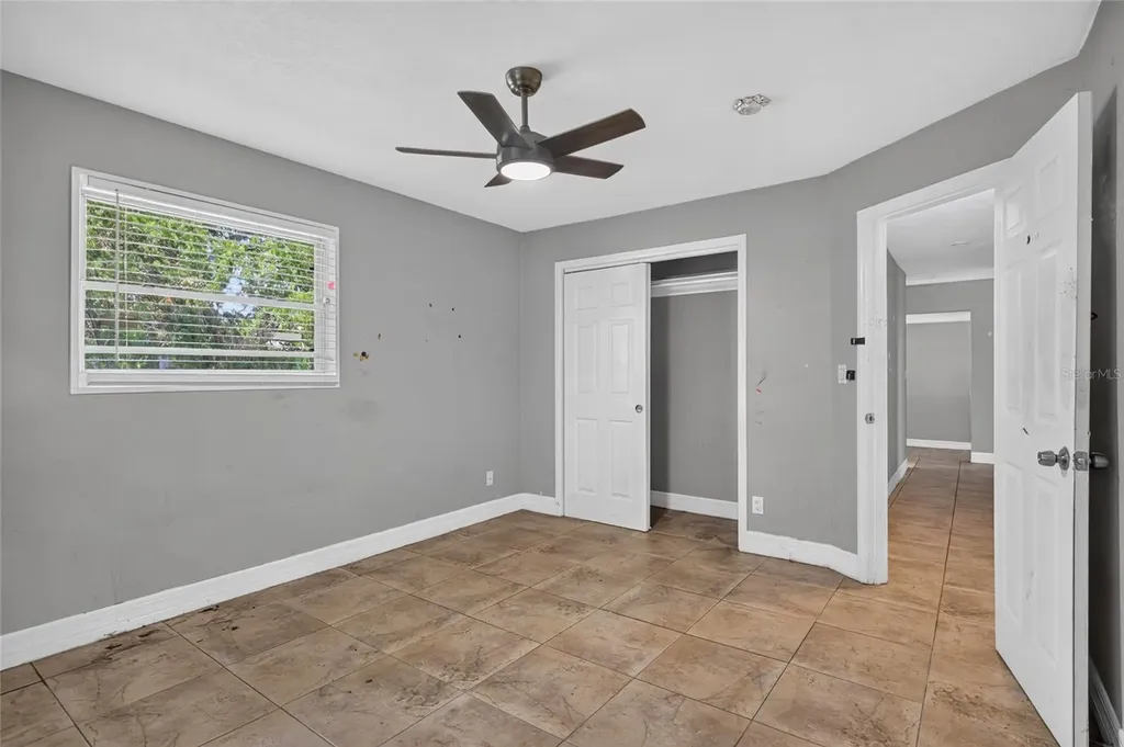 3615 W Rogers Avenue Tampa FL 33611