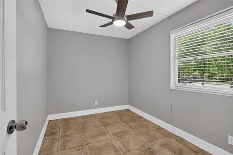 3615 W Rogers Avenue Tampa FL 33611