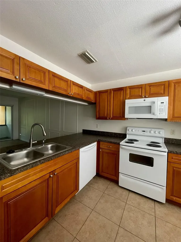 950 Beltrees Street Dunedin FL 34698