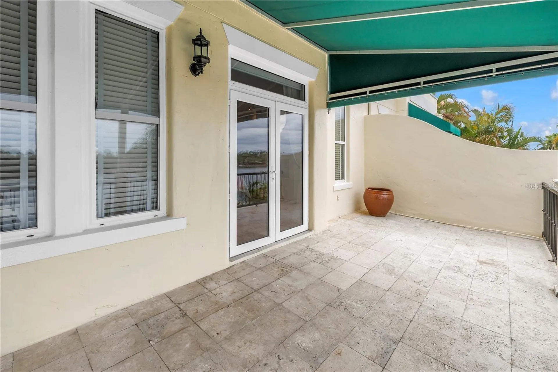 1133 Abbeys Way Tampa FL 33602