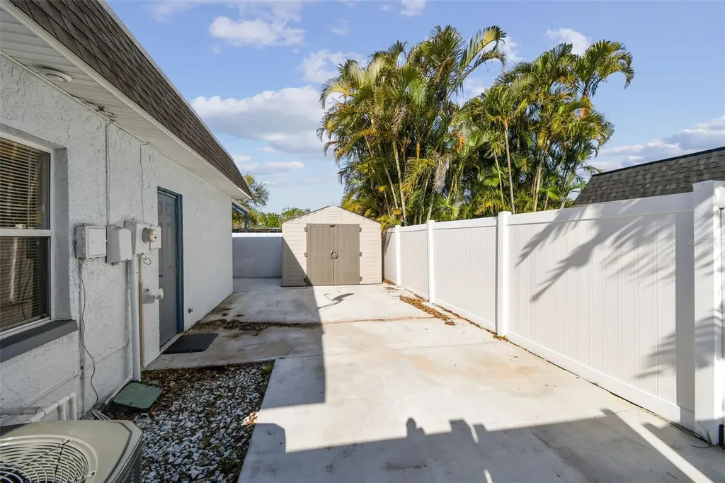 12252 Eldon Drive Largo FL 33774