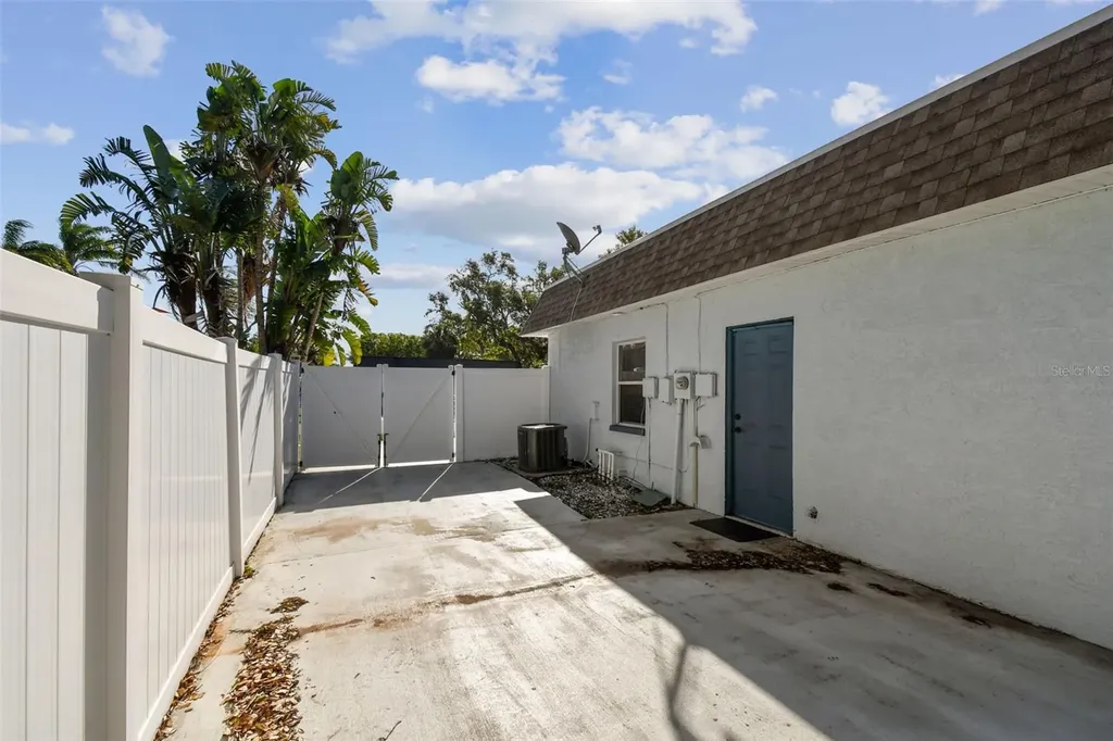 12252 Eldon Drive Largo FL 33774