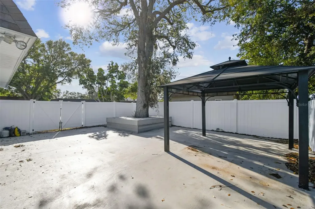 12252 Eldon Drive Largo FL 33774