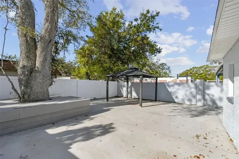 12252 Eldon Drive Largo FL 33774