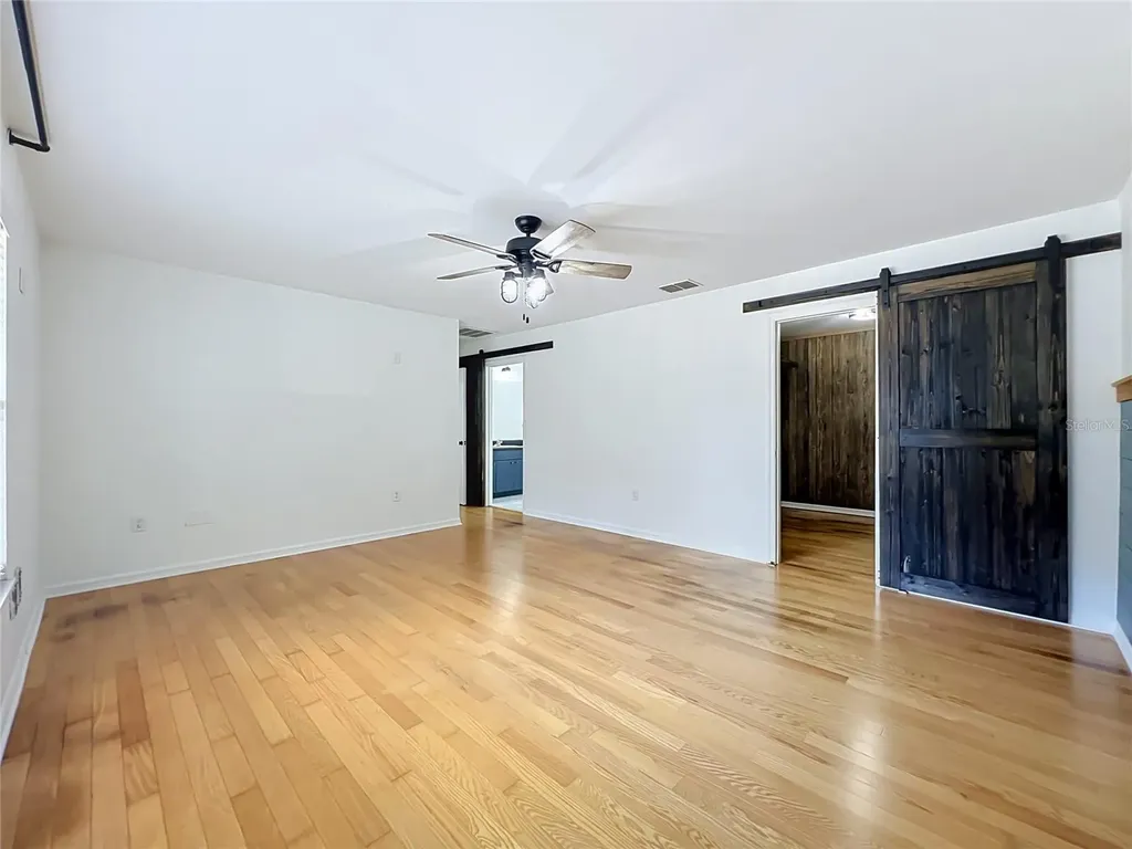 25121 Algonquin Avenue Sorrento FL 32776