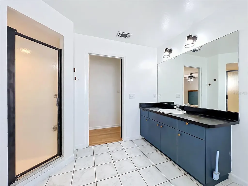 25121 Algonquin Avenue Sorrento FL 32776