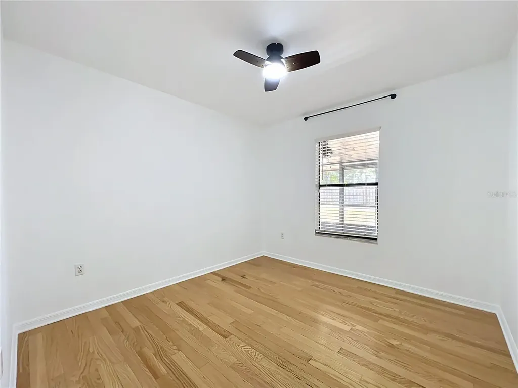 25121 Algonquin Avenue Sorrento FL 32776