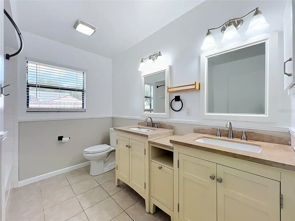 25121 Algonquin Avenue Sorrento FL 32776