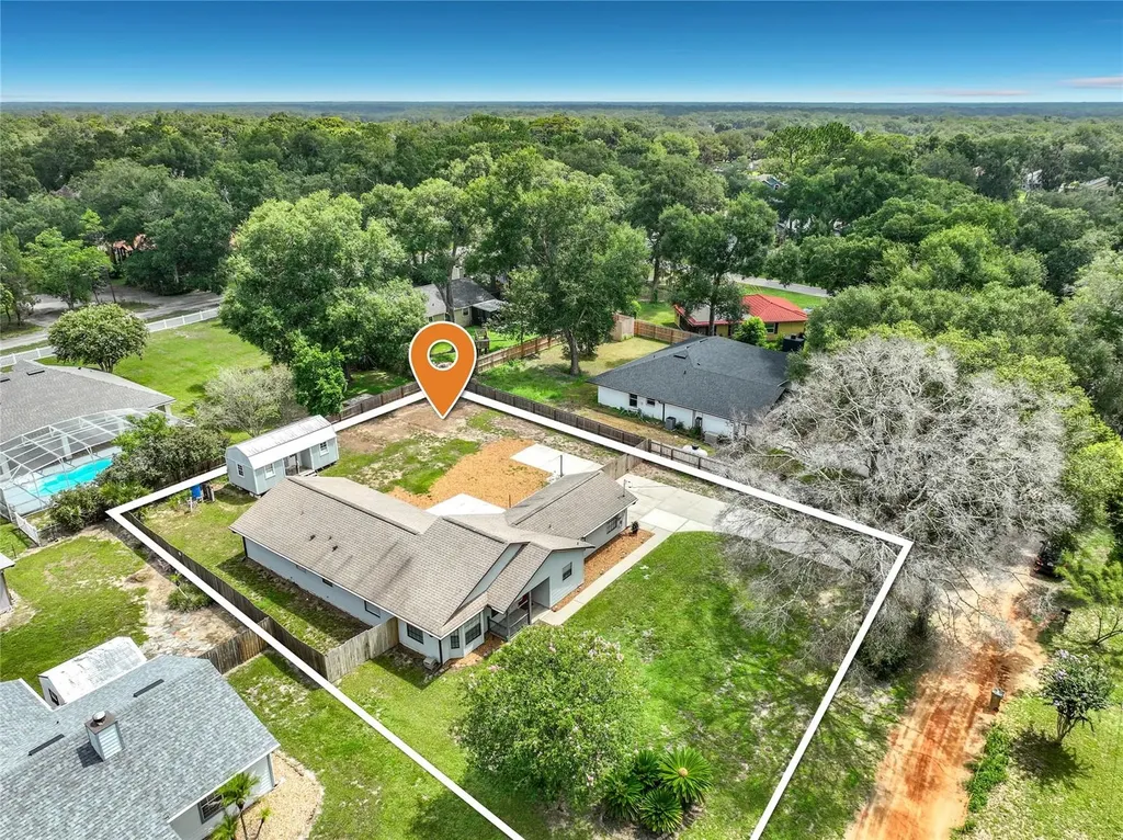 25121 Algonquin Avenue Sorrento FL 32776