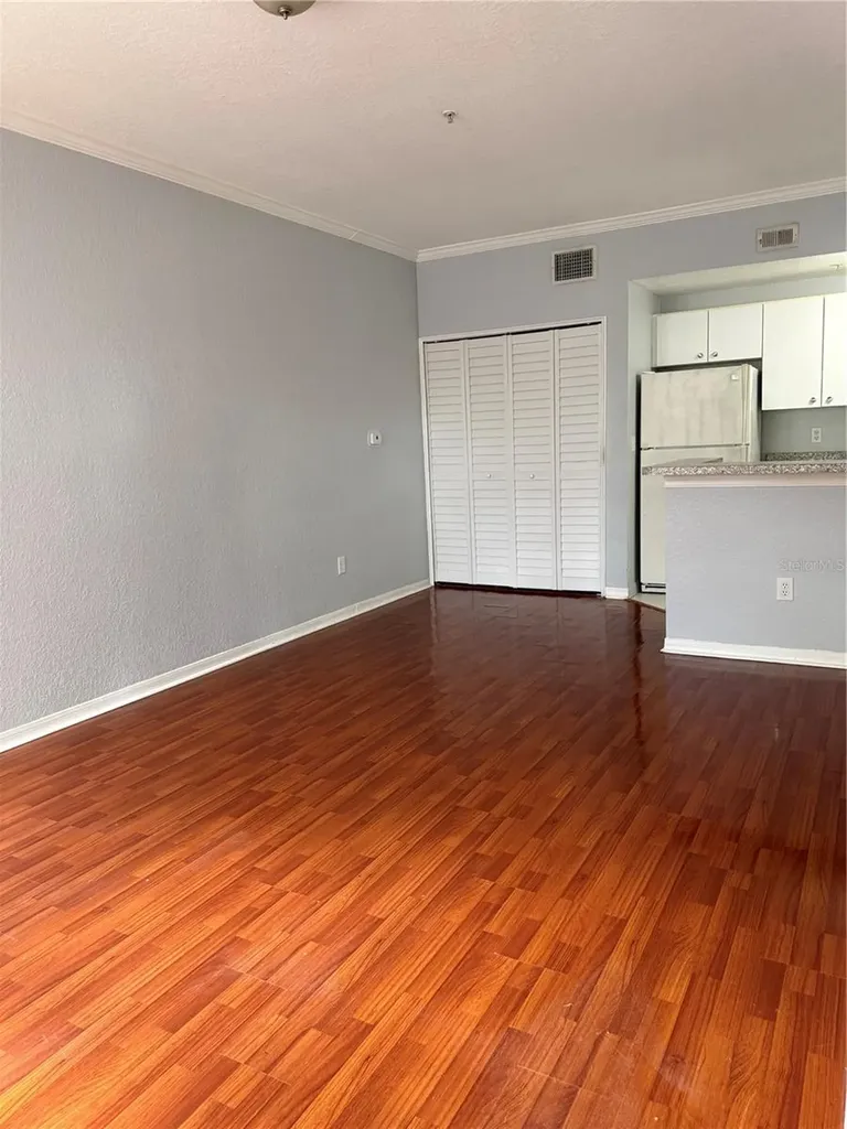 6384 Raleigh Street Orlando FL 32835