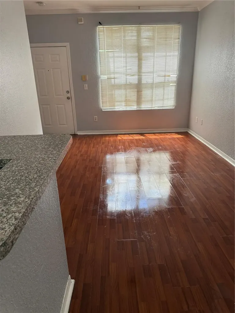6384 Raleigh Street Orlando FL 32835