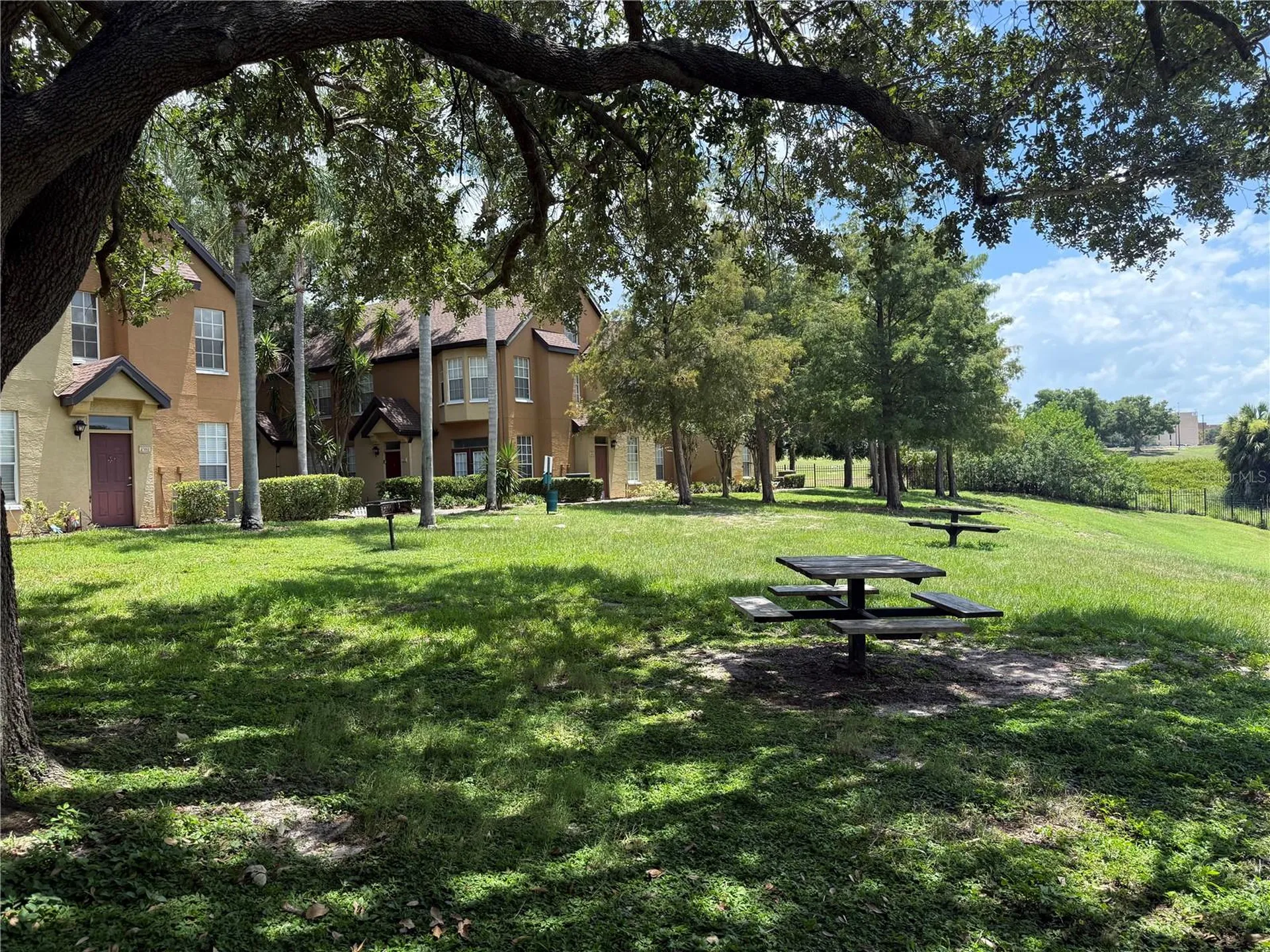 6384 Raleigh Street Orlando FL 32835