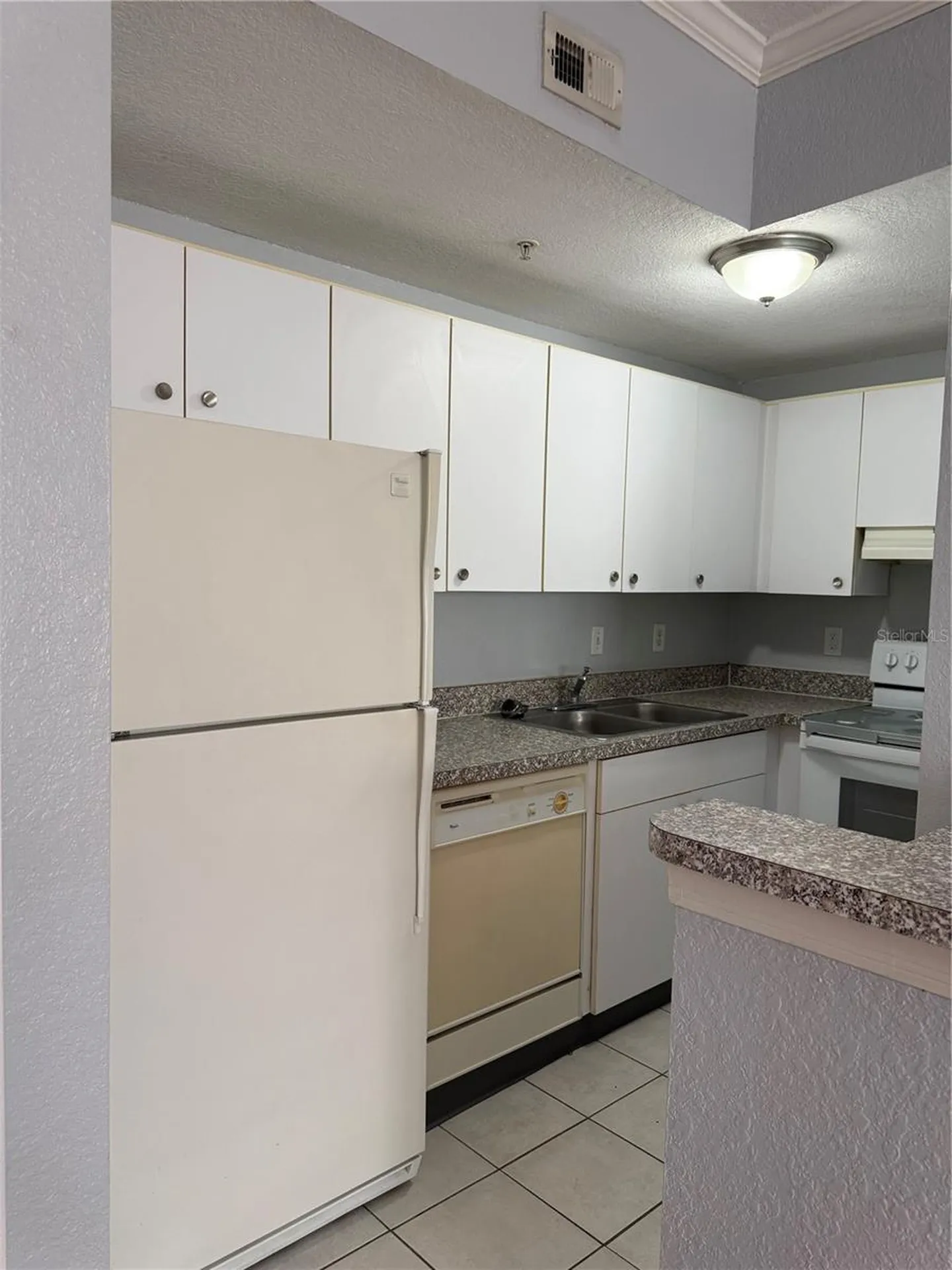 6384 Raleigh Street Orlando FL 32835