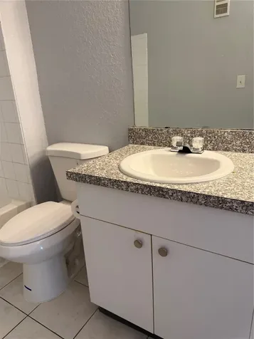 6384 Raleigh Street Orlando FL 32835