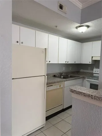 6384 Raleigh Street Orlando FL 32835
