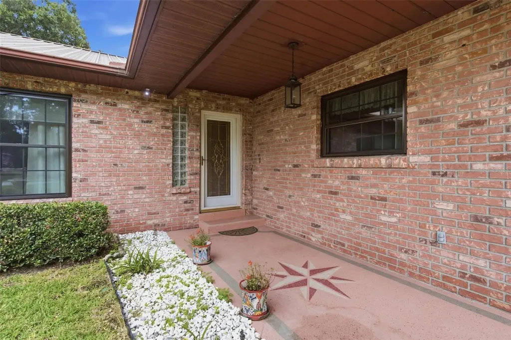 38700 Lakeview Drive Lady Lake FL 32159