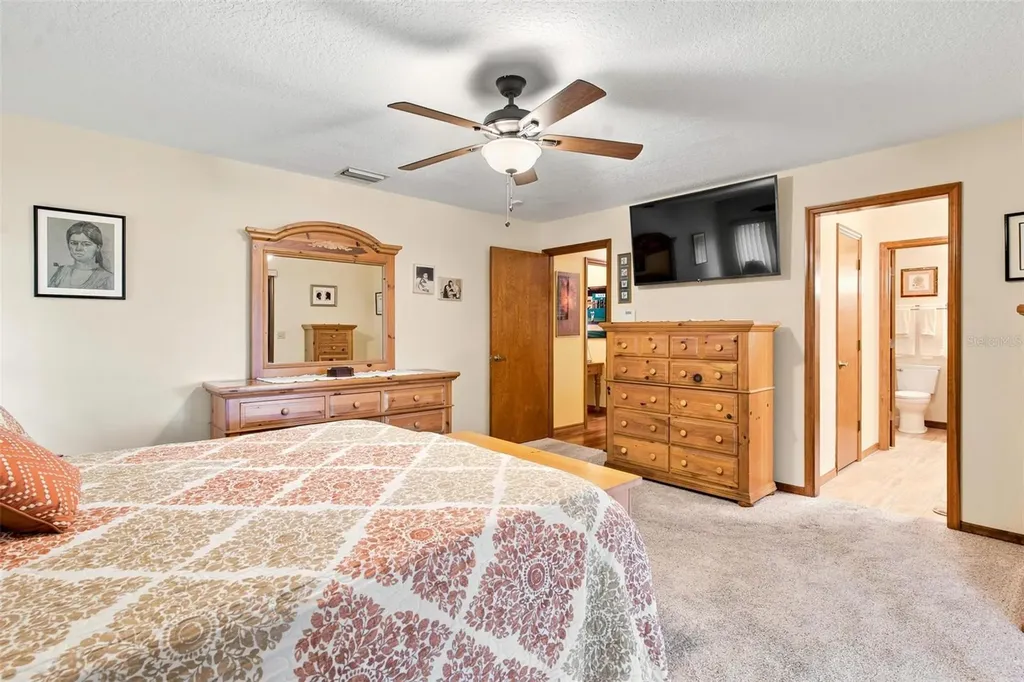38700 Lakeview Drive Lady Lake FL 32159